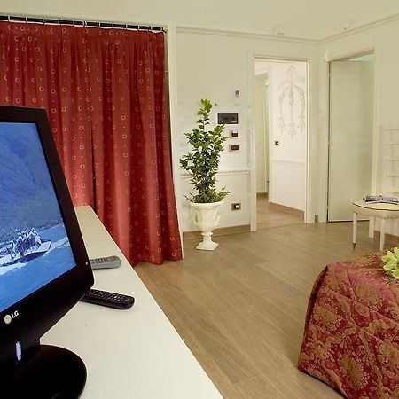 Suites Rome Chambre photo