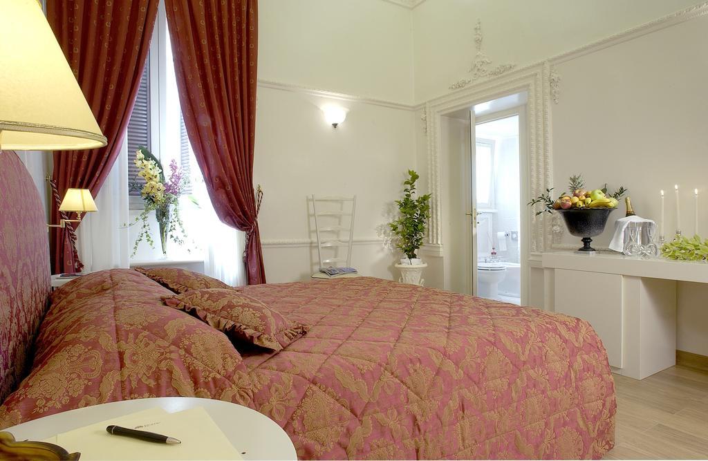 Suites Rome Chambre photo